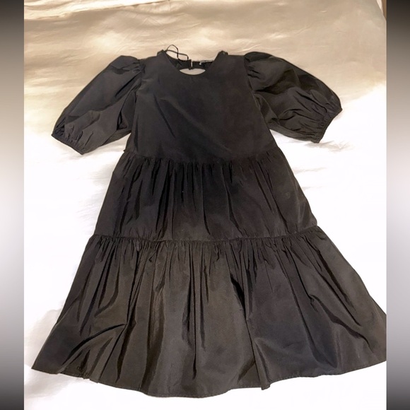 Zara Dresses & Skirts - Women’s Zara black ruffle dress - Small